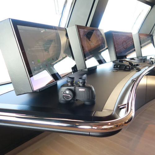 Integrated Bridge System per yacht - RH Marine B.V.