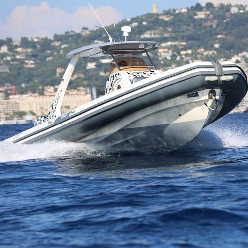 Gommone fuoribordo - W9 II - Wimbi Boats Ltd - semirigido / con console centrale / open
