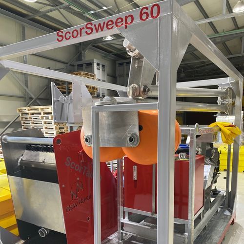 Skimmer per idrocarburi con braccio spazzola - ScorSweep 60 - New Naval Ltd.