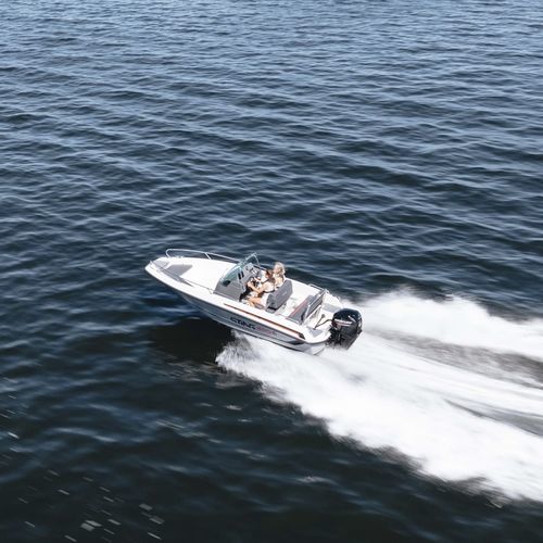 Barca open fuoribordo - 485 S - Sting Boats Europe - con console centrale / max. 5 persone / con prendisole