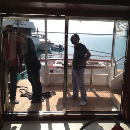 Porta per yacht - SM Krom Yat ve Gemi Ekipmanlari Tas. San. Tic. Ltd. Sti. - scorrevole / vetrata / in acciaio inossidabile