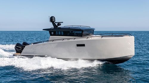 Cabinato entrobordo - BY34 CC - Brizo Yachts - fuoribordo / diesel / bimotore