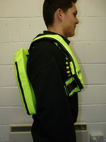 Giubbotto di salvataggio con zattera di salvataggio gonfiabile integrata - PS³ - SRG International Ltd. - autogonfiabile / 300 N / unisex