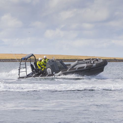 Barca professionale patrol boat - Flengur 850 - Rafnar ehf - entrobordo a idrogetto / fuoribordo / gommone semirigido
