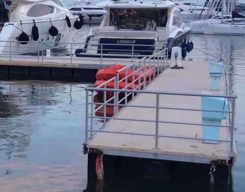Pontile galleggiante - UHP - modulare / in schiuma