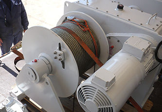 Argano per nave - Tugger  - DMT MARINE EQUIPMENT SA - per rimorchio / per manovra di ancore / con motore idraulico