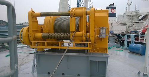 Argano per nave - Hauling  - DMT MARINE EQUIPMENT SA - per rimorchio / con motore idraulico / a singolo tamburo