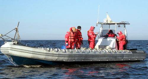 Gommone fuoribordo - RIB 1100-G  - Vector Inflatables - bimotore / RIB / con console centrale