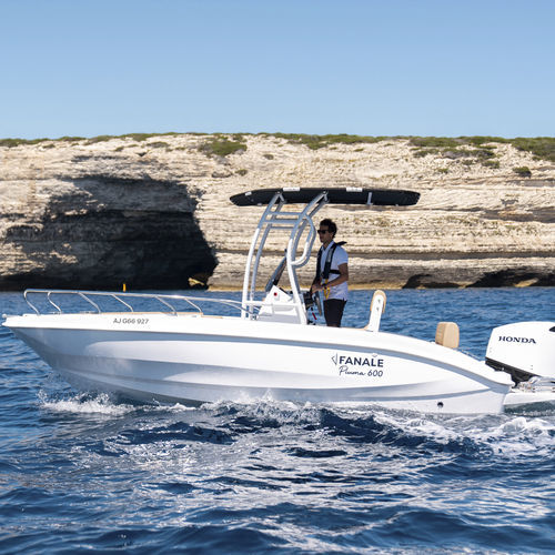 Barca open fuoribordo - PIUMA 600 - Fanale Marine - con console centrale / max. 7 persone / con prendisole