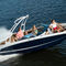 deck boat entrobordoHD2Four Winns
