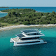 motor-yacht catamarano / da crociera / con fly / elettrico