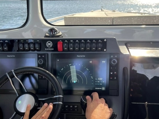 Raymarine collabora con WATCHIT