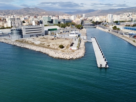 "NUOVE STRUTTURE PER LA PESCA SUL LATO DESTRO DEL FIUME GUADALMEDINA"