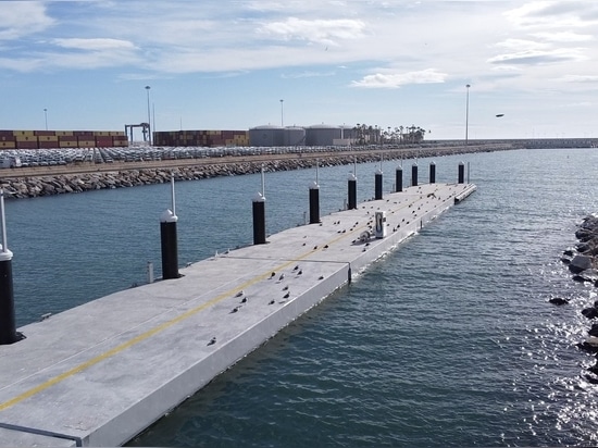 "NUOVE STRUTTURE PER LA PESCA SUL LATO DESTRO DEL FIUME GUADALMEDINA"