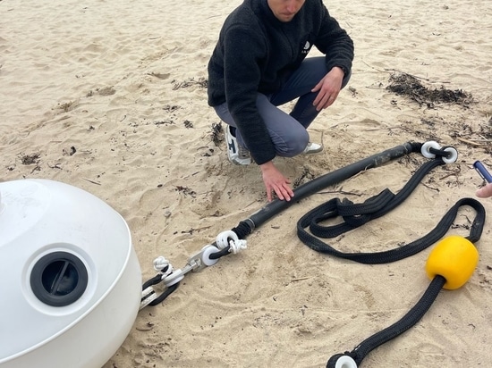 I nostri ormeggi sono al loro posto sulla spiaggia di Pérello!