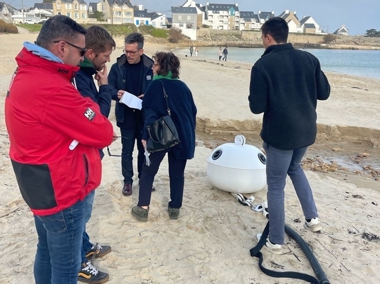 I nostri ormeggi sono al loro posto sulla spiaggia di Pérello!