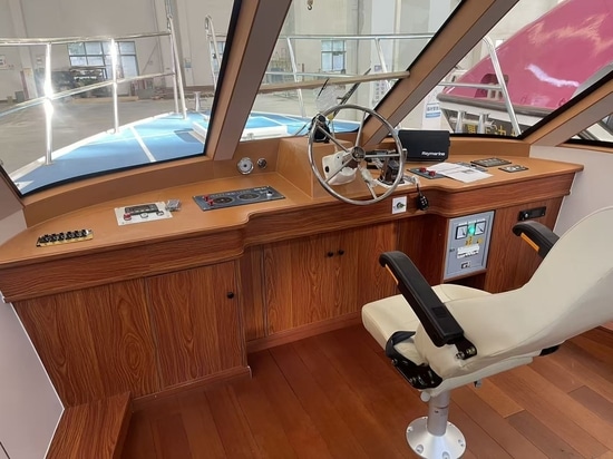 rilasciate 3 unità di 16,7 m di nave passeggeri in FRP