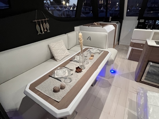 Prima statunitense - Aventura 38 Fly