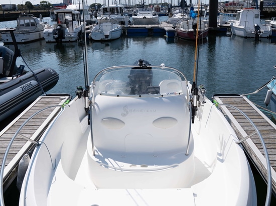 Equipaggia la tua barca con le attrezzature da pesca SEANOX.