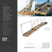 Pl383_Besenzoni_gangway